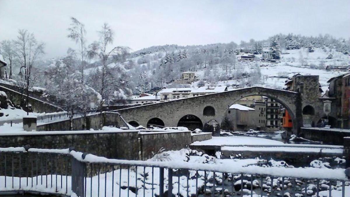 Llanars, En Vall De Camprodon Vistas Montana De Frente, Ascensor, Orientacion Sur, Chimenea, Wifi, Mollo Park, Vallter, Hipica, Golf Exterior foto